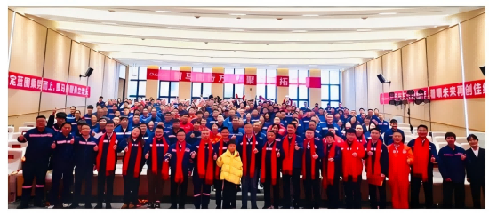  蹄疾步稳 马跃新程｜手信云网络全球各产业基地举行2025年度表彰大会